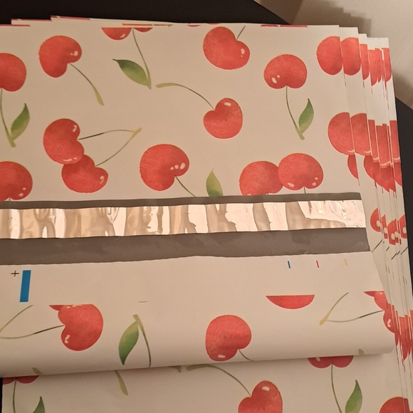 15 ct Cherry Printed Poly Mailers - Red and White 10×13 - Picture 3 of 3